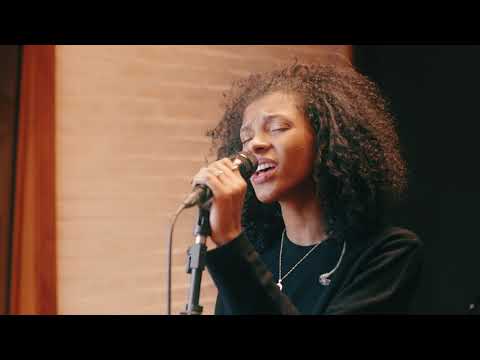 Leave  the Door Open - Bruno Mars, Anderson .Paak, Silk Sonic (Cover por Anna Pêgo)