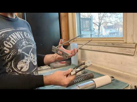 Thumbnail for BMW R60/2 front shock rebuild. by BMW R60/2