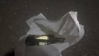 イライラして瓶粉砕