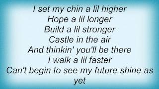 Barry Manilow - I Walk A Little Faster Lyrics_1