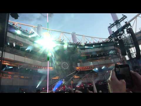 Muse @ London Emirates Stadium 26.05.13 - Supremacy - start