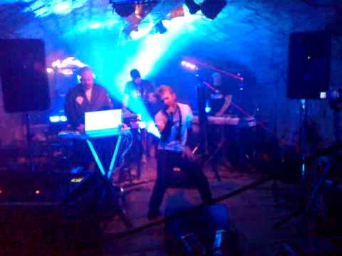 BABYLONIA "By My Side" Live @ Les Caves (Paris)