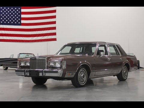 1987 Lincoln Town Car (CC-1607184) for sale in Kentwood, Michigan