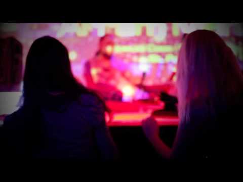 Redbar  / GeoFriends /  Arram Mantana