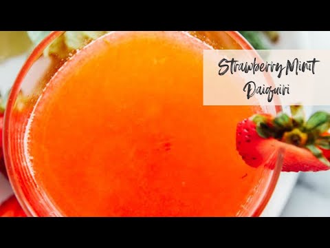 How to Make a 5 Ingredient Strawberry Mint Daiquiri