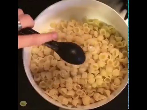 Avocado BLT Mac & Cheese with Annie's