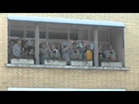 Dcs 1 kampioen gemeentehuis