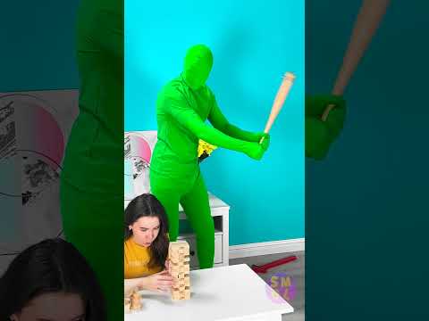 TUTORIAL: Who is there? I don't see anyone! || SIMPLE GREEN SCREEN VIDEO IDEAS! #shorts