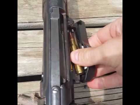 1896 Steyr Krag–Jørgensen unique loading.