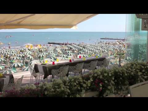 RISTORANTE PIZZERIA FRONTEMARE IL LOCALE CHE A JESOLO MANCAVA!