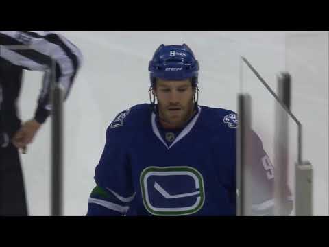 Chicago Blackhawks vs Vancouver Canucks 11-21-15