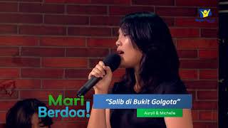 Download lagu Auryll & Michelle _ Salib Di Bukit Golgota mp3