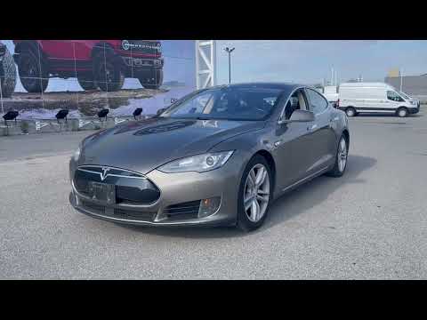 2015 Tesla Model S 70D why buy a model 3 when you can this for less at Thorncrest Ford stock B2708A
