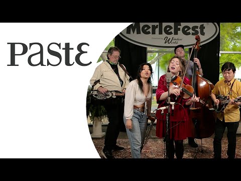 Twisted Pine w/ Jerry Douglas - Full Session | Paste