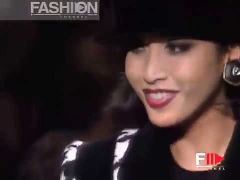 "Oscar De La Renta" Autumn Winter 1992 1993 New York 2 of 3 Pret a Porter Woman by FashionChannel