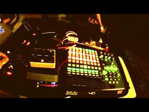 Mr Upfull + Aminah on Rub a Dub HiFi