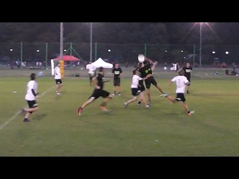 EUCF 2015 Lolight: Bad Skid get a donk on the head