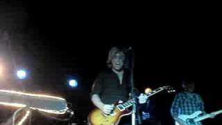 TV Family - The Rocket Summer