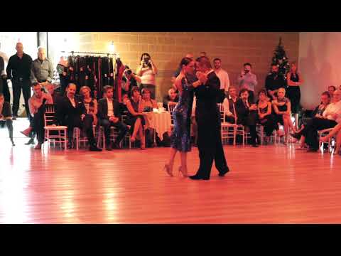 Carlos Estigarribia e Letizia Messina ballano "MANDRIA"