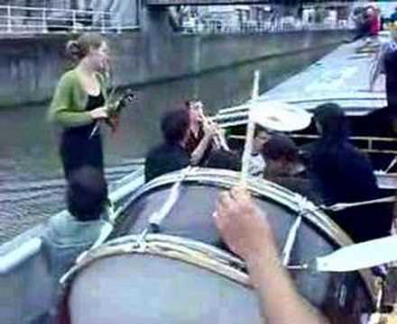 Fanfarettes in Brussel 1