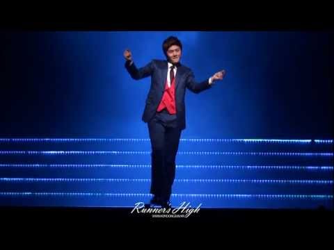 [Fancam] 121224 ZE:A Dongjun - 캐치미이프유캔 커튼콜 1/2 (16:00)