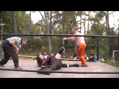 Internet Exclusive: Mykal Kross (c) vs. Mongoose vs. Pooch vs. Chris Preston