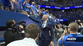 A packed Rupp Arena welcomes Mark Pope back to Kentucky