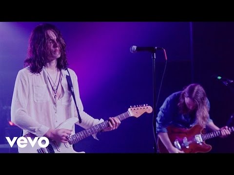 Tyler Bryant & The Shakedown - The Wayside (Live From The Beast)