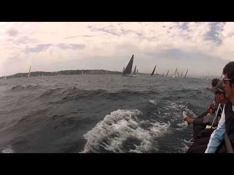 Ceñida de una de las costeras - Noisy Oyster - Giraglia Rolex Cup 2013