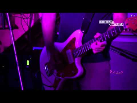 China - "Durmo acordado"