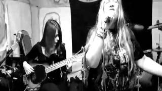 &quot;Tu ausencia&quot;, Warcry cover por Alejandra y Mª Carmen