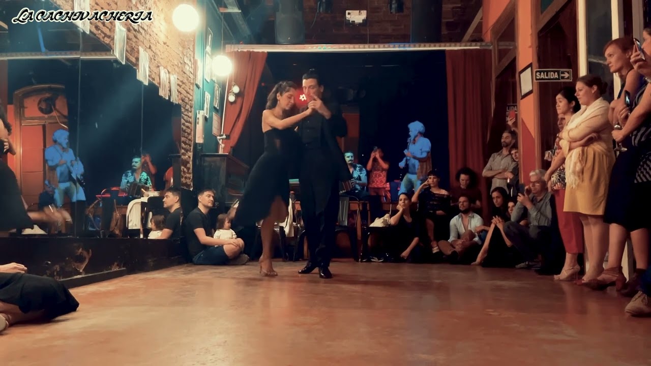 Mariana Dragone & Ricardo Biggieri bailan con El Cachivache Tango Mi serenata
