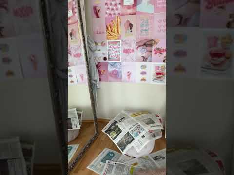 Paint a Smartie on your baby bump 🤰