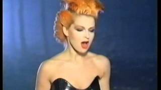 Toyah - Don&#39;t Fall In Love (I Said)