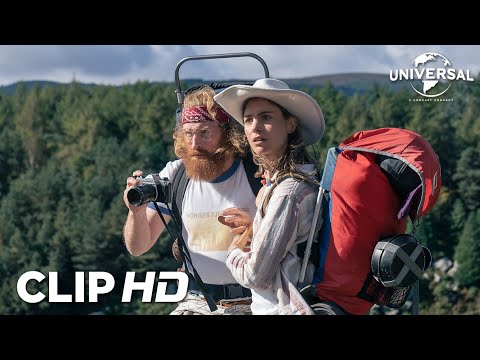 Clip - Dos senderistas encuentran al oso en el bosque