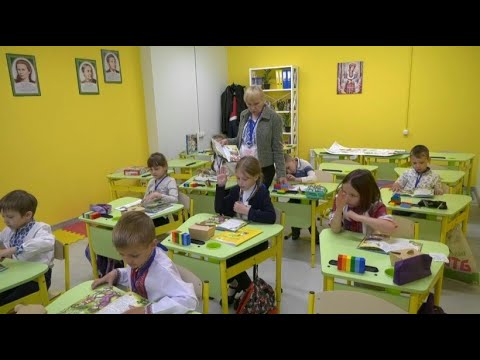 Schule im Bunker: Wie Kinder in Charkiw unter der Erde lernen