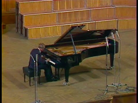 Rodion Shchedrin plays Chopin Mazurka op 68 no 4 and Prelude no 7 - video