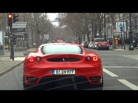 Ferrari F430 drives in the City - Sound Acceleration fährt in der City Exhaust