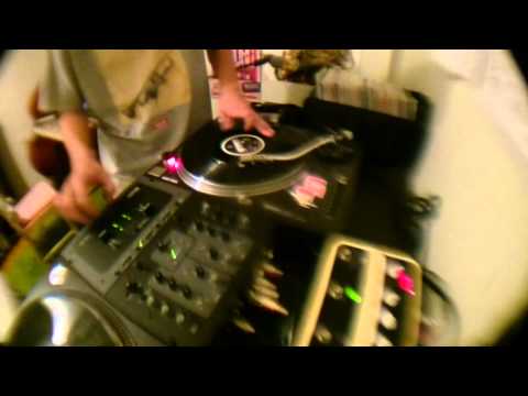 AJ for Reebok Streetfire Scratch Battle