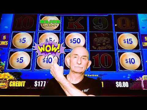 Watch This Dolphin Slot Machine Go CRAZY With Pearls