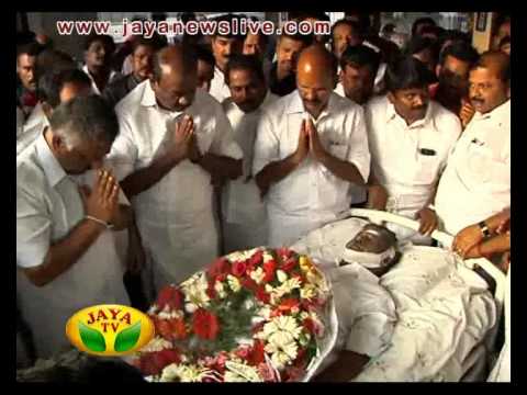 முதலமைச்சர் சார்பில் அமைச்சர்கள், கழக நிர்வாகிகள் தங்கமுத்து உடலுக்கு அஞ்சலி 20 07 2015