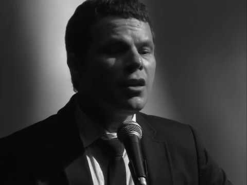 Toni Platão  "E não vou mais deixar você tão só" Grande Sucesso do saudoso [Antonio Marcos]