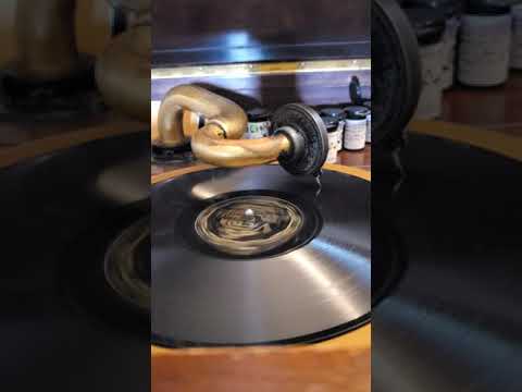 Moonbeam! Kiss Her For Me - (vocal The Silver Masked Tenor) B.F. Goodrich Silvertown Cord Orchestra