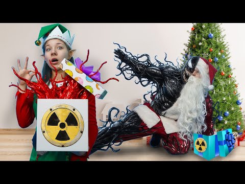 SANTA BECAME VENOM?! 😱 3 SPIDER-MEN VS. MUTANT KLAUS!