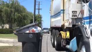 preview picture of video 'City of Torrance Peterbilt 320 Heil Durapack 7000 (2) [Part 2]'