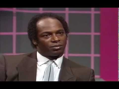 Günther Jauch im Gespräch mit Bob Beamon 1988