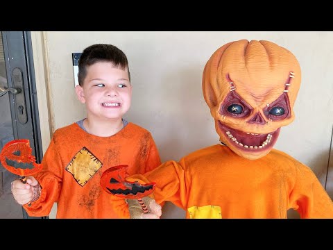 CALEB Looks Like TRICK or TREAT SAM! (Fictional Skit)