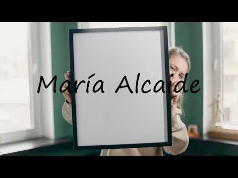 How to pronounce María Alcaide in English?