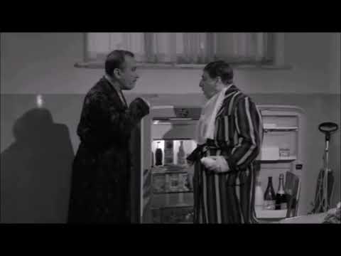 TOTO' LETTO A TRE PIAZZE alla tua età ancora a scuola