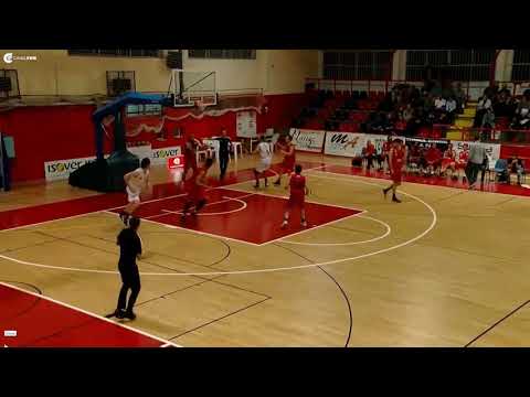 triple sobre la bocina